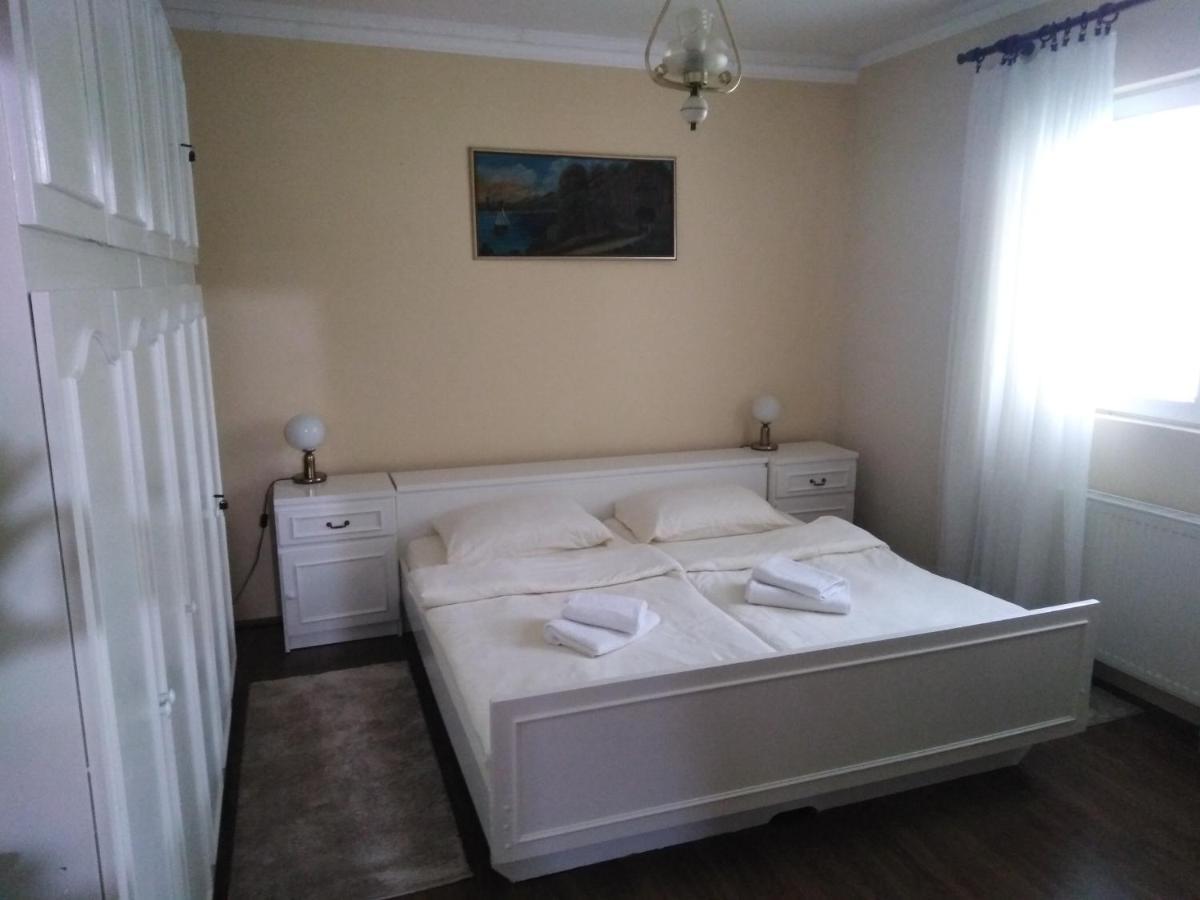 Mala Basta Apartment Bajina Basta Ngoại thất bức ảnh